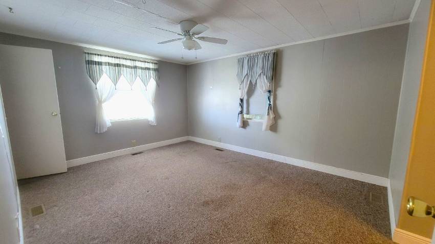 164 Valencia Dr. a Winter, FL Mobile or Manufactured Home for Sale